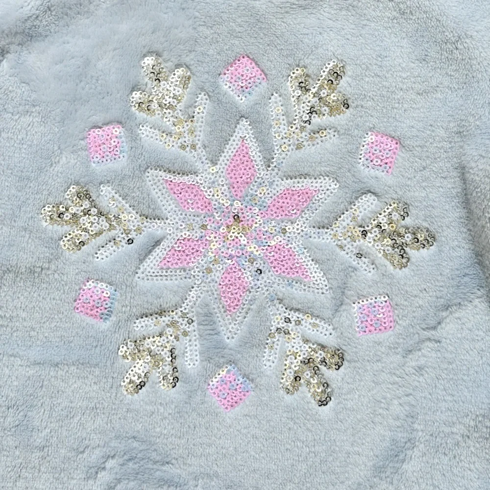 Cynthia Rowley Kids XS (4) Winter Sequin‎ Snowflake Soft Blue Pullover Top NEW
